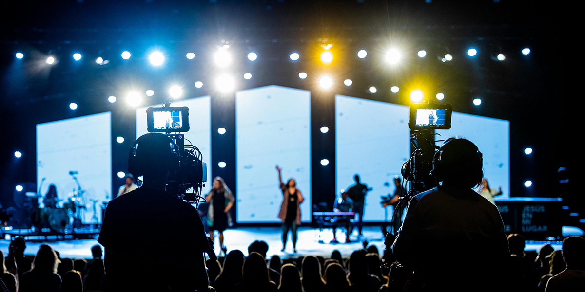 How to choose the right event video production company feat